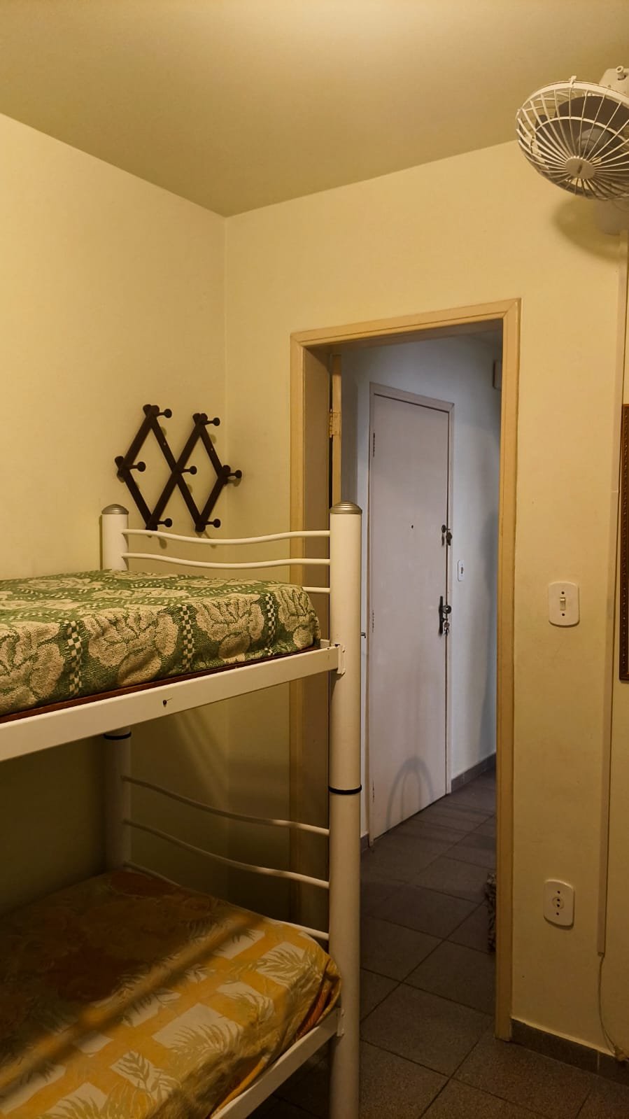 Quarto de Solteiro com Beliche